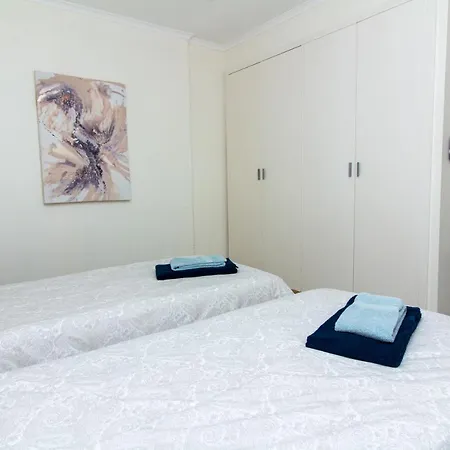 Bay View Modern Apartamento *