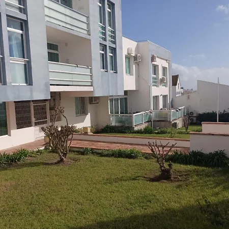 Bay View Modern Αλμπουφέιρα